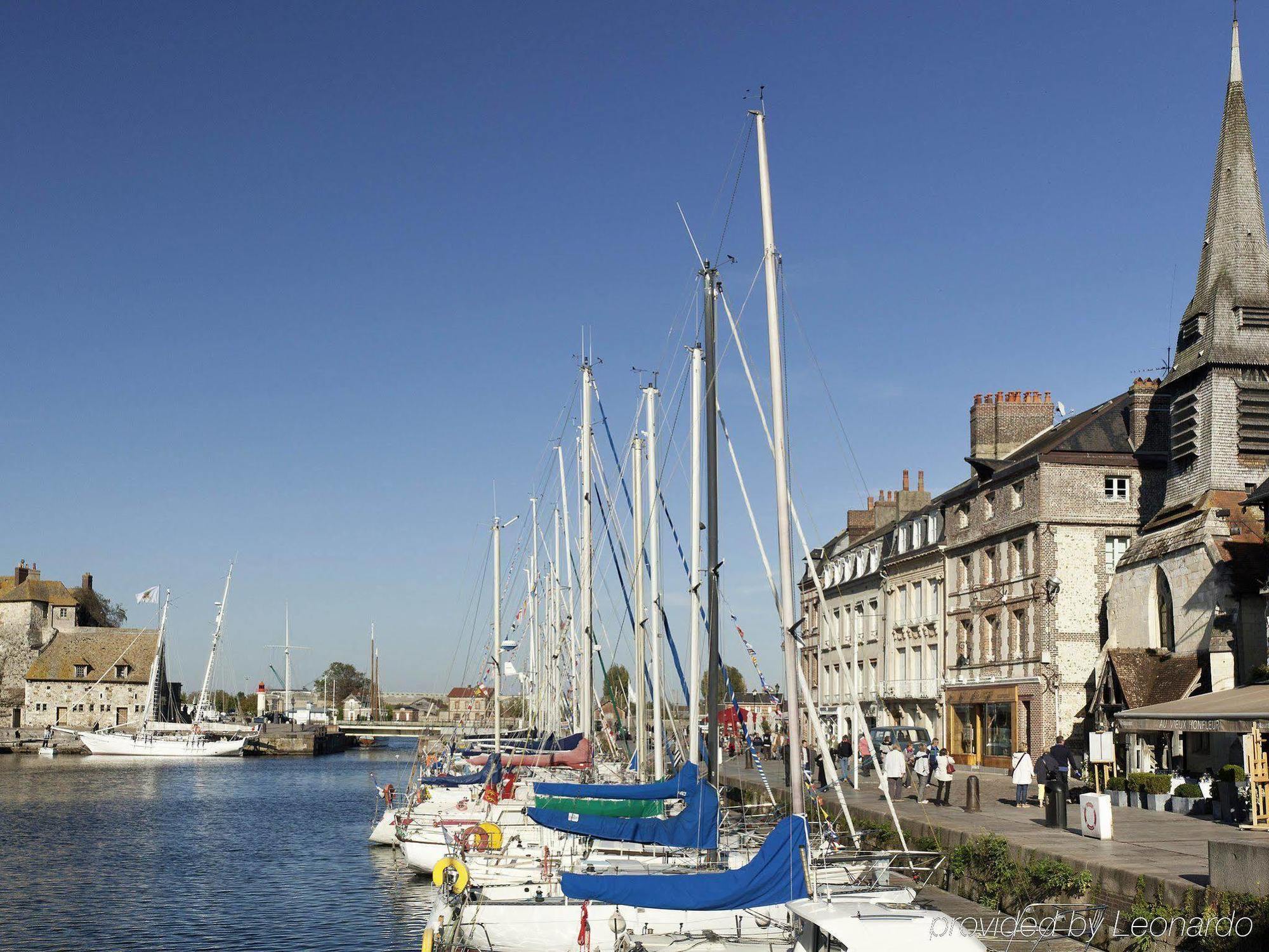 Ibis Styles Honfleur Centre Historique Hotel Buitenkant foto