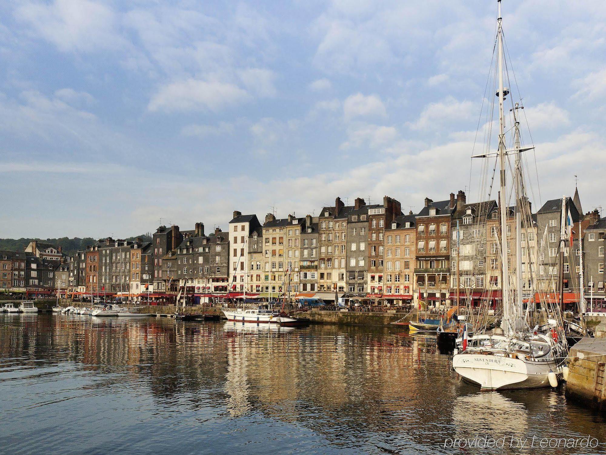 Ibis Styles Honfleur Centre Historique Hotel Buitenkant foto